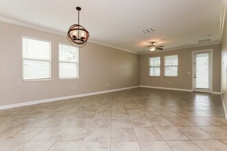 10071 Ivory Dr in Sun City Center, FL - Building Photo - Building Photo