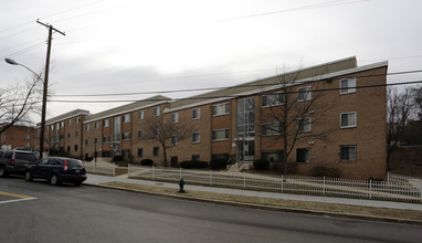 Benning Park Apartments in Washington, DC - Building Photo - Building Photo