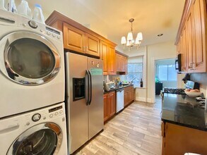 11 Babcock St in Brookline, MA - Foto de edificio - Building Photo