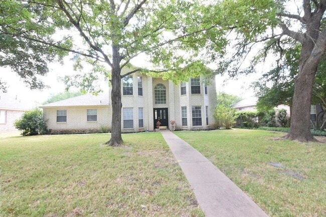 property at 4721 Stagecoach Trail