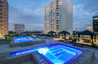 3225 Turtle Creek Blvd, Unit 1003 in Dallas, TX - Building Photo - Building Photo