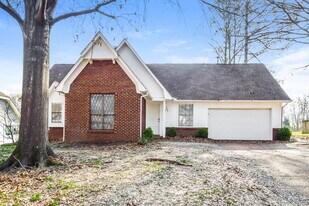 938 Pheasant Hollow Dr in Memphis, TN - Building Photo