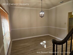 8618 Cheviot Heights in San Antonio, TX - Building Photo - Building Photo
