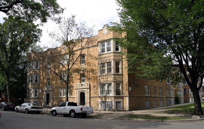 130 N Leamington Ave in Chicago, IL - Building Photo - Building Photo