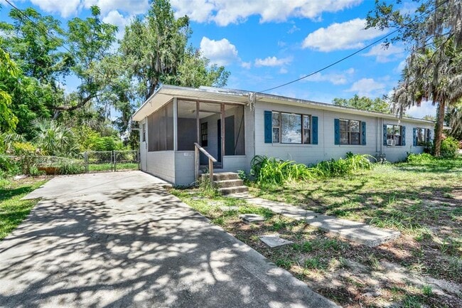 property at 1220 Morin St