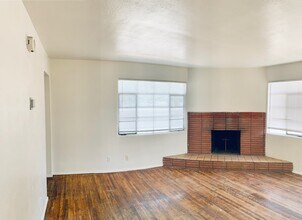 1033 Louisiana Blvd SE-Unit -A in Albuquerque, NM - Building Photo - Building Photo