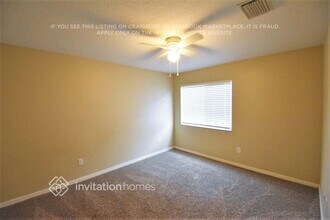 19319 Sandy Springs Cir in Lutz, FL - Foto de edificio - Building Photo