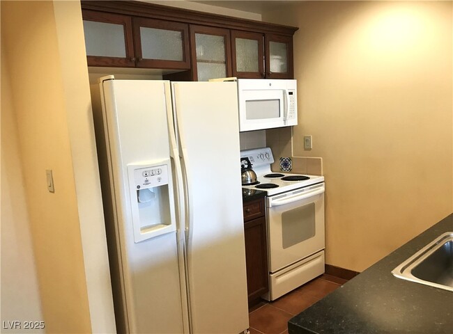 property at 30 Strada Di Villaggio