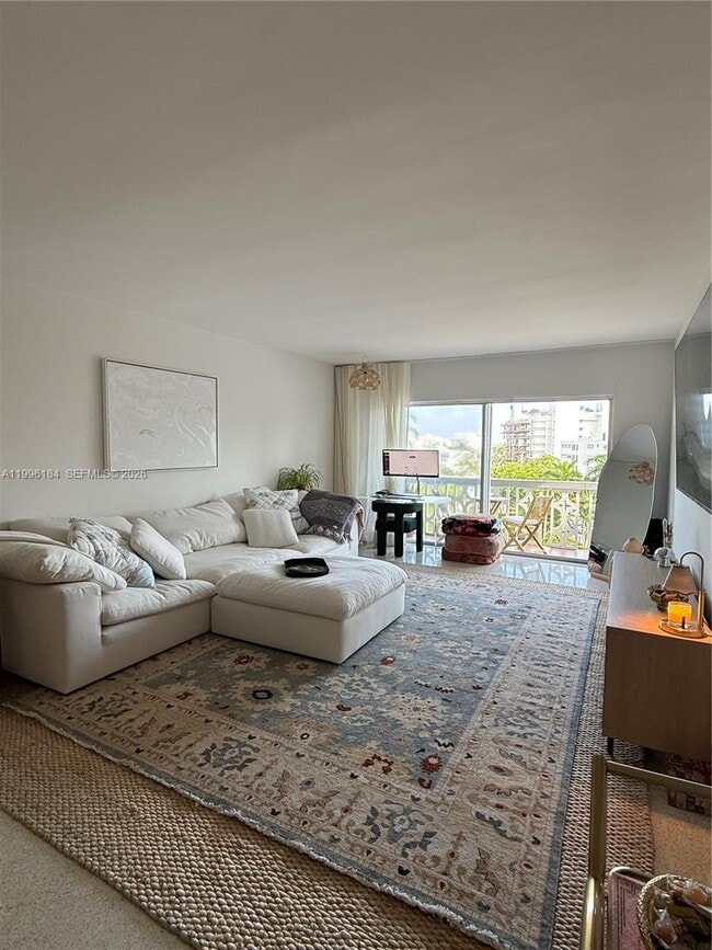 9700 W Bay Harbor Dr in Bay Harbor Islands, FL - Building Photo - Building Photo