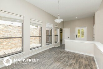 2206 Mediterranean Ave in Arlington, TX - Building Photo - Building Photo