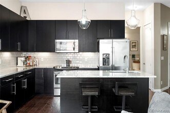 336 E 1st Ave in Denver, CO - Foto de edificio - Building Photo