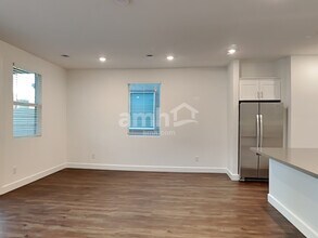 10430 Bee Balm St in Las Vegas, NV - Building Photo - Building Photo