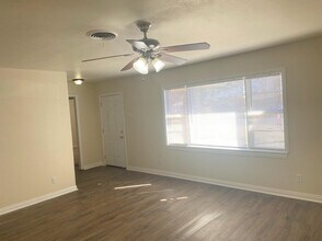 4908 43rd St in Lubbock, TX - Building Photo - Building Photo