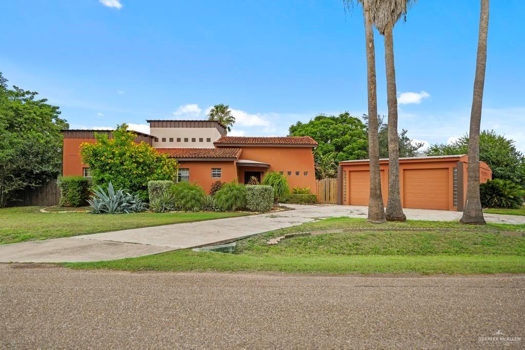 3700 Sunbow Ln in McAllen, TX - Foto de edificio