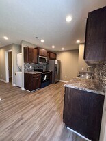 517 Weaver St, Unit 4 in Tullahoma, TN - Building Photo