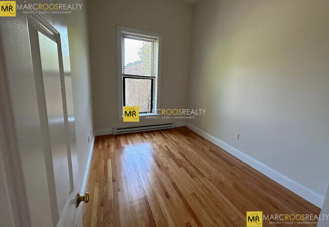 672 Tremont St, Unit 1 in Boston, MA - Building Photo - Building Photo