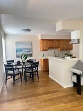 3001 Los Prados St in San Mateo, CA - Building Photo - Building Photo