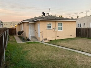 5929 Orange Ave in Long Beach, CA - Building Photo - Building Photo