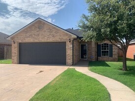 1711 100th St in Lubbock, TX - Building Photo