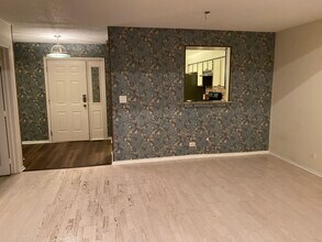 1283 Ranchview Ct in Buffalo Grove, IL - Building Photo - Building Photo