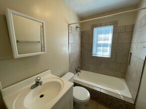 1037 McArthur Ave in Charlotte, NC - Building Photo - Building Photo