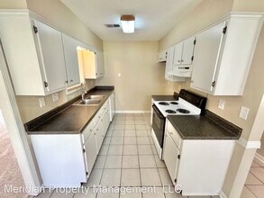 3010 Barrycrest Dr in Bartlett, TN - Building Photo - Building Photo