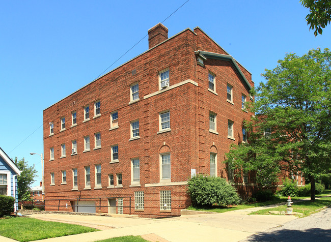 Noble Orchard Apartments in Cleveland Heights, OH - Building Photo - Building Photo