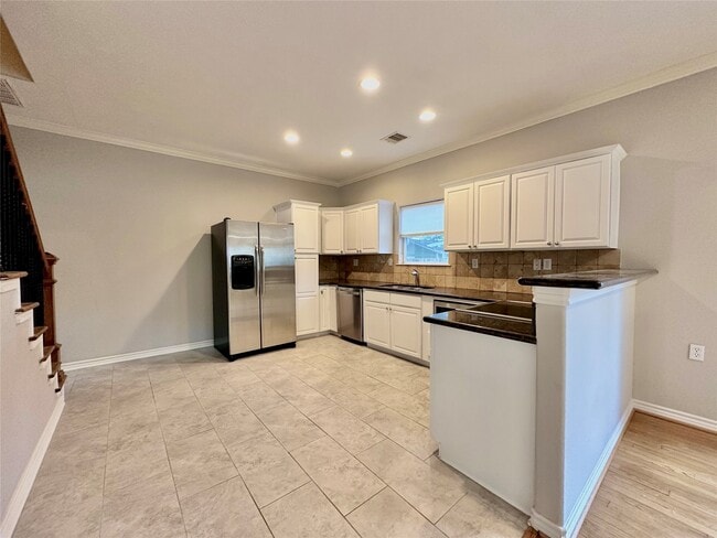 property at 112 Munford St