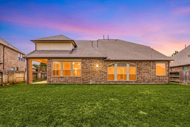 9338 Taylor Cliff Ln