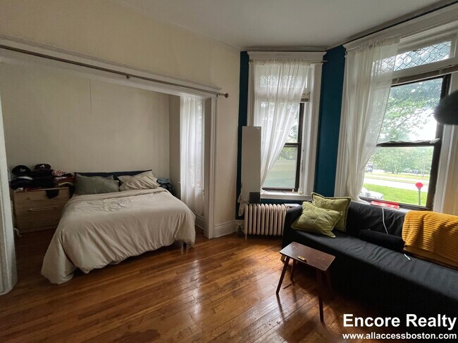 98 New Whitney St, Unit 376-1 in Boston, MA - Building Photo - Building Photo