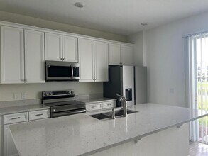 3077 Caribbean Soul Dr in Kissimmee, FL - Building Photo - Building Photo