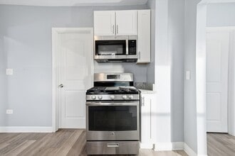 1504 Hanover St, Unit 2 in Chicago Heights, IL - Foto de edificio - Building Photo