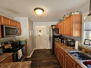 2013 W T Whitehead Dr in Jacksonville, NC - Building Photo - Building Photo