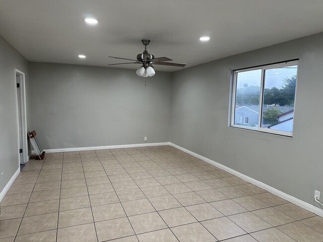 4170 Redondo Beach Blvd, Unit C in Torrance, CA - Building Photo - Building Photo