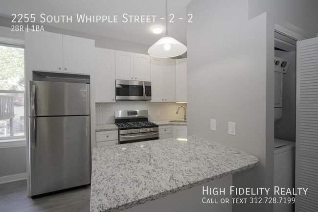 2255 S Whipple St in Chicago, IL - Building Photo - Building Photo