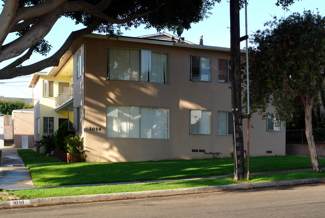 1014 E Imperial Ave in El Segundo, CA - Building Photo