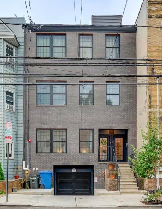 property at 131 Hopkins Ave