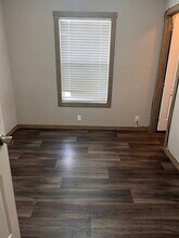 4 Laurel Ct in Cleveland, TX - Building Photo - Building Photo