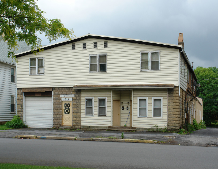 318 Turnpike Ave in Clearfield, PA - Building Photo