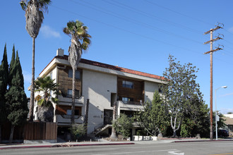 10773 Palms Blvd in Los Angeles, CA - Building Photo - Primary Photo