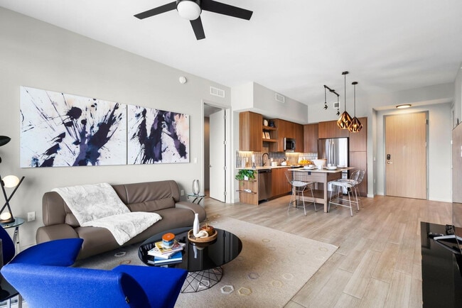 525 NE 7th St in Fort Lauderdale, FL - Building Photo - Building Photo