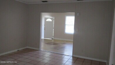 4566 Plymouth St in Jacksonville, FL - Building Photo - Building Photo