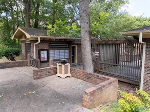 2124 Greenwood Pl SW in Huntsville, AL - Building Photo - Building Photo