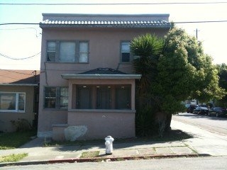 1298 34th St in Oakland, CA - Foto de edificio