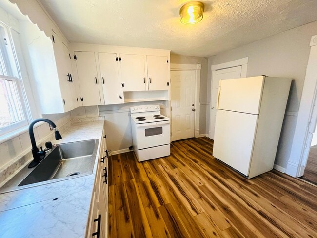 property at 1106 Early St