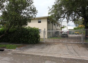 3501 NW 3rd Ave in Miami, FL - Building Photo - Building Photo