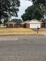 3350 Adeline St in Memphis, TN - Building Photo