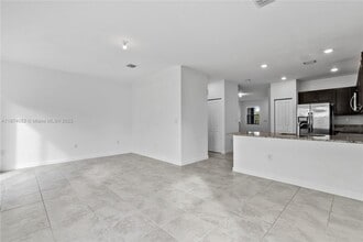25128 SW 113th Pl in Princeton, FL - Building Photo - Building Photo