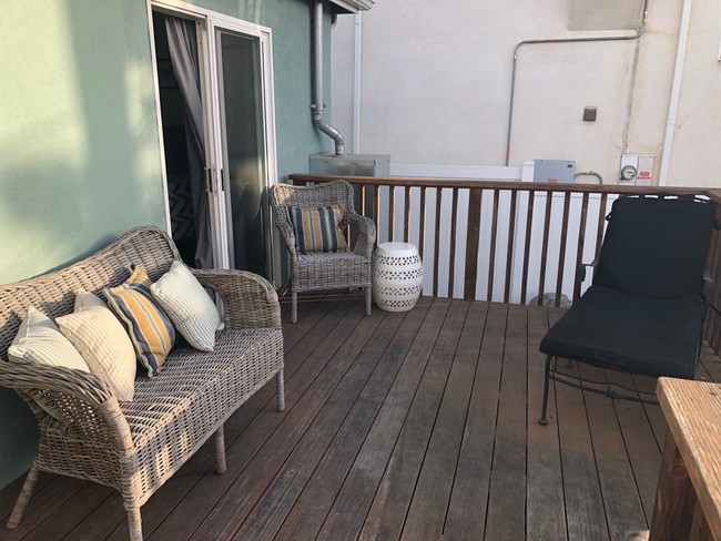 3401 Palm Ave in Manhattan Beach, CA - Building Photo - Building Photo