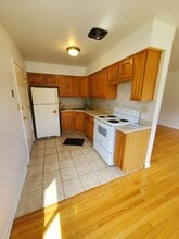 516 Blake Ave in South Milwaukee, WI - Building Photo - Building Photo